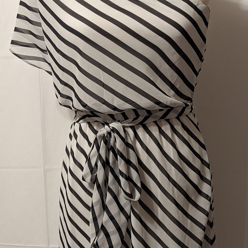 Black and white Express dress